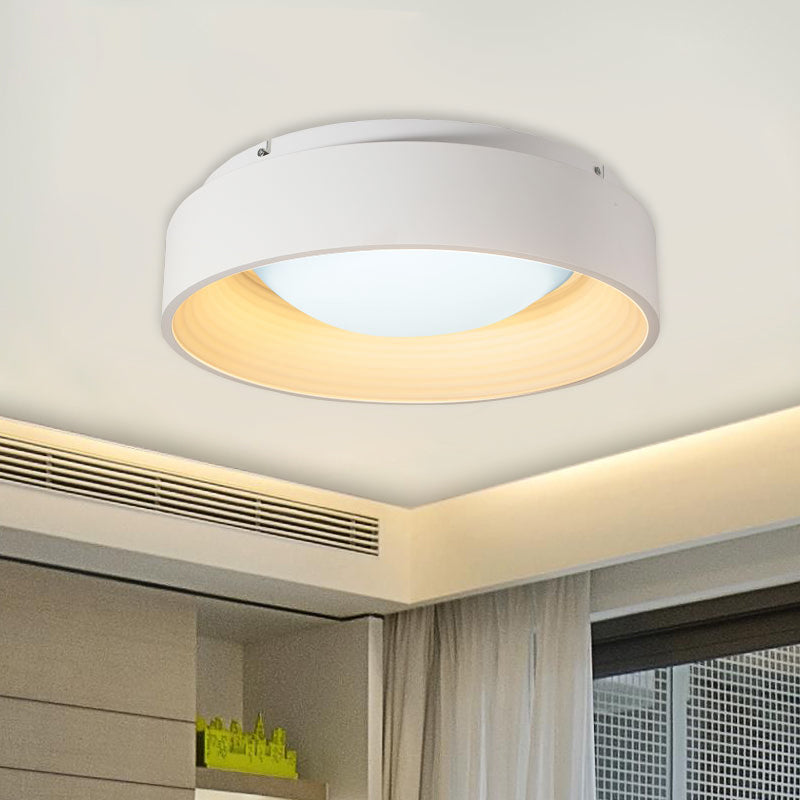 Modern Drum Flush Mount Lighting Acrylic LED Bedroom Close to Ceiling Lamp in White, 18"/23.5" Dia White Clearhalo 'Ceiling Lights' 'Close To Ceiling Lights' 'Close to ceiling' 'Flush mount' Lighting' 732854