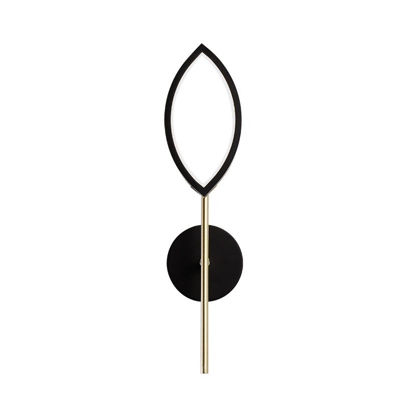 Leaf Shape Metallic Wall Sconce Simple Black and Gold Finish LED Wall Mount Light for Living Room Clearhalo 'Cast Iron' 'Glass' 'Industrial' 'Modern wall lights' 'Modern' 'Tiffany' 'Traditional wall lights' 'Wall Lamps & Sconces' 'Wall Lights' Lighting' 733341