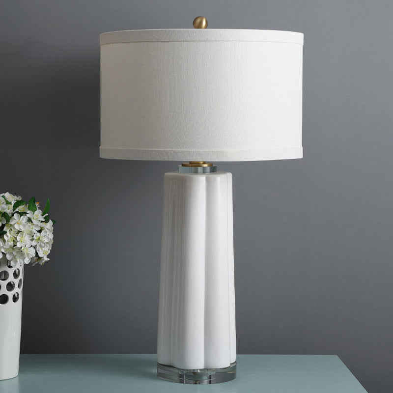 Ceramic Round Fabric Nightstand Lighting Modernism 1 Head White Finish Table Lamp White Clearhalo 'Lamps' 'Table Lamps' Lighting' 733506
