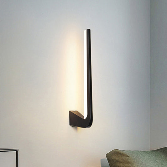 Black Finish Linear Wall Sconce Simplicity LED Acrylic Wall Lighting Ideas in Warm/White Light for Living Room Clearhalo 'Modern wall lights' 'Modern' 'Wall Lamps & Sconces' 'Wall Lights' Lighting' 733634