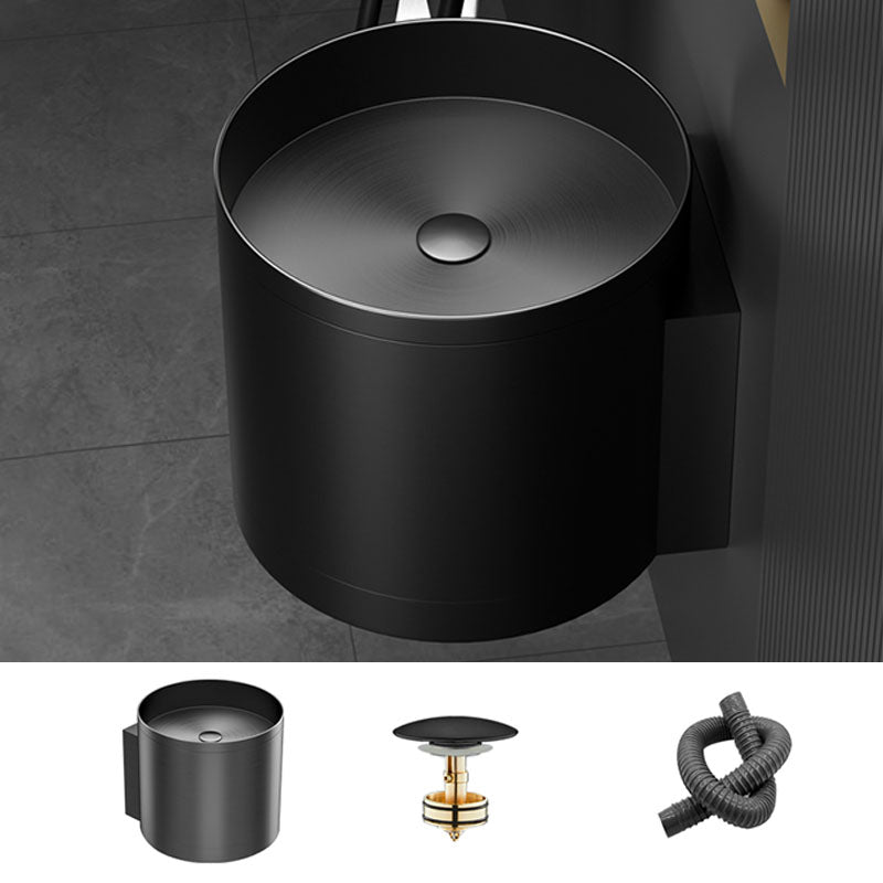 Contemporary Bathroom Sink with Pop-Up Drain Round Metal Wall Mount Bathroom Sink Black Unavailiable Sink Clearhalo 'Bathroom Remodel & Bathroom Fixtures' 'Bathroom Sinks & Faucet Components' 'Bathroom Sinks' 'bathroom_sink' 'Home Improvement' 'home_improvement' 'home_improvement_bathroom_sink' 7338112