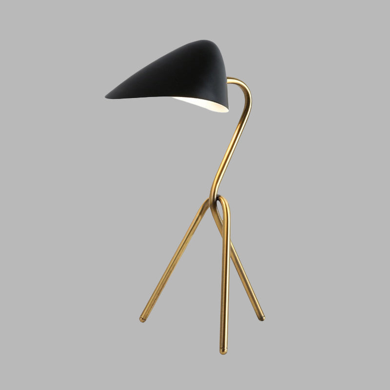 Abstract Desk Light Post Modern Metallic 1 Light Black and Brass Creative Table Lamp for Bedroom Clearhalo 'Lamps' 'Table Lamps' Lighting' 733831