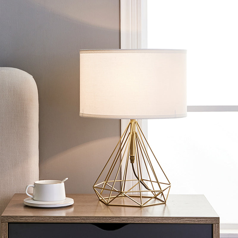 Diamond Cage Table Light Minimalist Metallic 1 Head Bedside White Fabric Desk Lamp in Gold Clearhalo 'Lamps' 'Table Lamps' Lighting' 734395