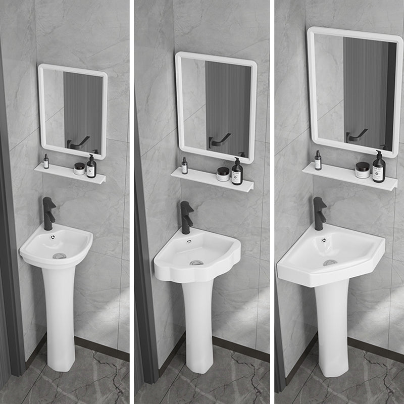 Modern Bathroom Vanity Freestanding Single-Sink Bathroom Vanity Set Clearhalo 'Bathroom Remodel & Bathroom Fixtures' 'Bathroom Vanities' 'bathroom_vanities' 'Home Improvement' 'home_improvement' 'home_improvement_bathroom_vanities' 7370882