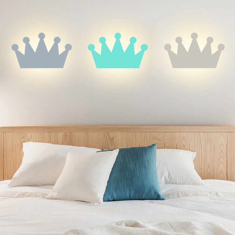 Lovely Cartoon Crown Wall Light Wood Energy-Saving LED Wall Sconce for Kid Bedroom Clearhalo 'Wall Lamps & Sconces' 'Wall Lights' Lighting' 73800