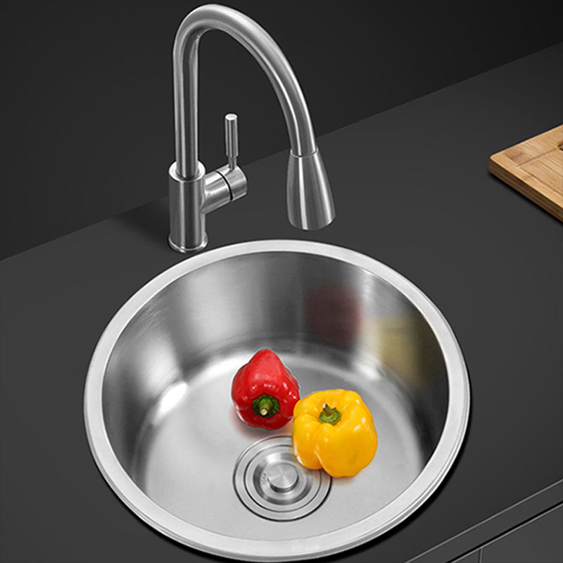 Contemporary Single Bowl Kitchen Sink Round Stainless Steel Sink with Drain Strainer Kit Clearhalo 'Home Improvement' 'home_improvement' 'home_improvement_kitchen_sinks' 'Kitchen Remodel & Kitchen Fixtures' 'Kitchen Sinks & Faucet Components' 'Kitchen Sinks' 'kitchen_sinks' 7465402