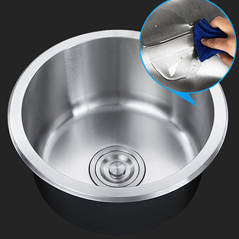 Contemporary Single Bowl Kitchen Sink Round Stainless Steel Sink with Drain Strainer Kit Clearhalo 'Home Improvement' 'home_improvement' 'home_improvement_kitchen_sinks' 'Kitchen Remodel & Kitchen Fixtures' 'Kitchen Sinks & Faucet Components' 'Kitchen Sinks' 'kitchen_sinks' 7465406