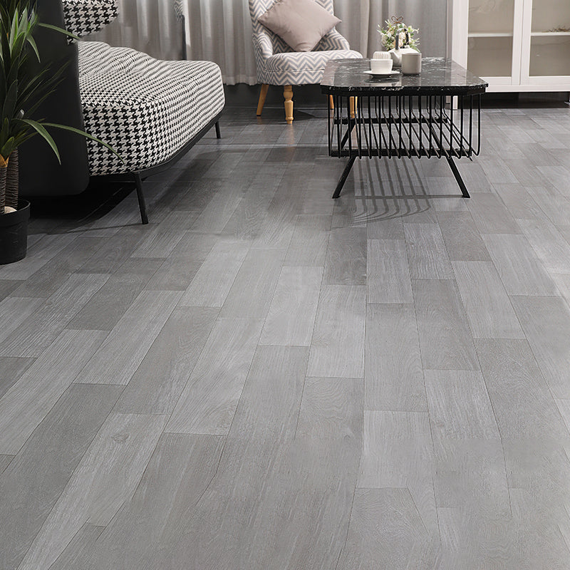 Plastic Flooring Slip Resistant Waterproof Stain Resistant Self-adhesive Wooden Floor Light Gray 0.06" Clearhalo 'Flooring 'Home Improvement' 'home_improvement' 'home_improvement_vinyl_flooring' 'Vinyl Flooring' 'vinyl_flooring' Walls and Ceiling' 7466799