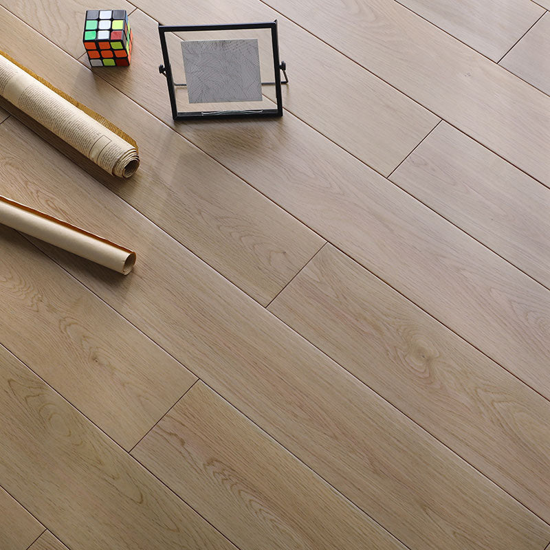 Traditional Wood Flooring Tiles Click-Locking Wire Brushed Hardwood Flooring Gray/ White Clearhalo 'Flooring 'Hardwood Flooring' 'hardwood_flooring' 'Home Improvement' 'home_improvement' 'home_improvement_hardwood_flooring' Walls and Ceiling' 7510320