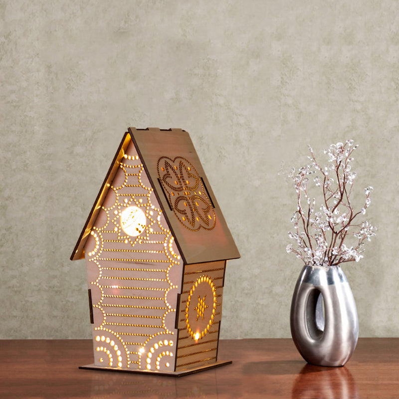 Brown Lodge Small Night Light Kids Wooden USB LED Table Lighting with Cutouts Loving Heart/Star/Flower Pattern Clearhalo 'Night Lights' 'Wall Lights' Lighting' 754430