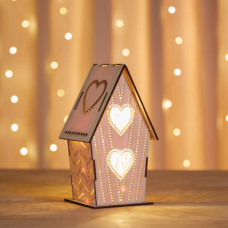 Brown Lodge Small Night Light Kids Wooden USB LED Table Lighting with Cutouts Loving Heart/Star/Flower Pattern Clearhalo 'Night Lights' 'Wall Lights' Lighting' 754434