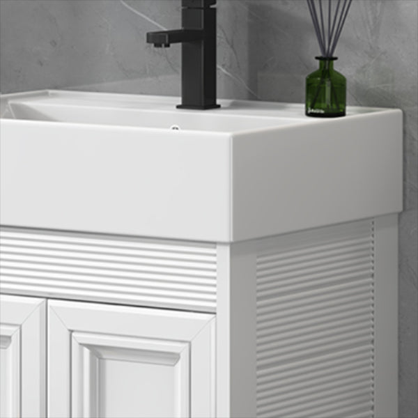Modern Freestanding Sink Vanity Metal Faucet Included Bathroom Vanity Set Clearhalo 'Bathroom Remodel & Bathroom Fixtures' 'Bathroom Vanities' 'bathroom_vanities' 'Home Improvement' 'home_improvement' 'home_improvement_bathroom_vanities' 7623665