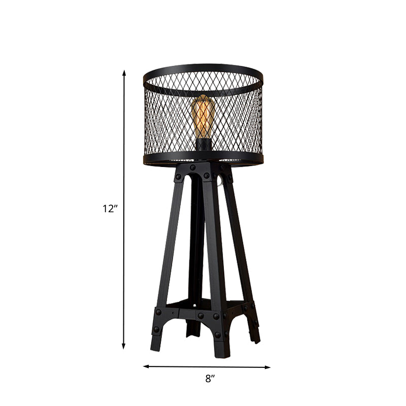 Drum Mesh Metal Shade Table Lighting Retro Stylish 1 Light Farmhouse Standing Floor Light with Tripod Design in Black Clearhalo 'Lamps' 'Table Lamps' Lighting' 762551