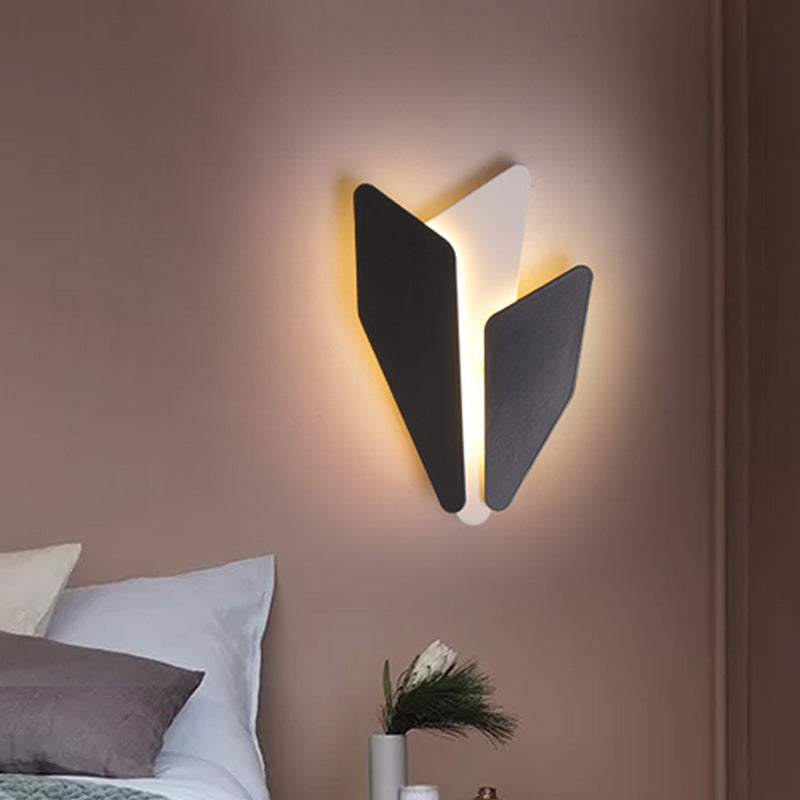 Splicing Bedside Wall Light Sconce Metal LED Contemporary Wall Mount Lamp Fixture in Black, Warm/White Light Black Clearhalo 'Cast Iron' 'Glass' 'Industrial' 'Modern wall lights' 'Modern' 'Tiffany' 'Traditional wall lights' 'Wall Lamps & Sconces' 'Wall Lights' Lighting' 762999