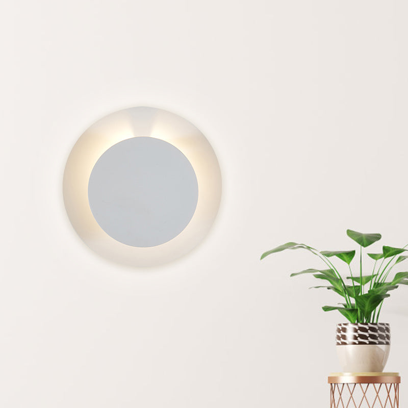 Metallic Disc Wall Sconce Lamp Minimalist LED White Wall Mount Light Fixture with Adjustable Design White Clearhalo 'Cast Iron' 'Glass' 'Industrial' 'Modern wall lights' 'Modern' 'Tiffany' 'Traditional wall lights' 'Wall Lamps & Sconces' 'Wall Lights' Lighting' 763189