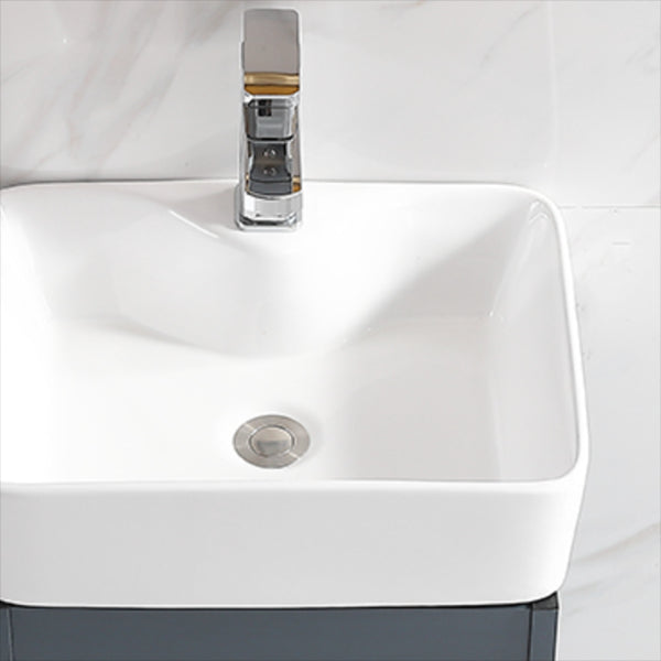 Glam Metal Sink Vanity Freestanding Single-Sink Bathroom Sink Vanity Clearhalo 'Bathroom Remodel & Bathroom Fixtures' 'Bathroom Vanities' 'bathroom_vanities' 'Home Improvement' 'home_improvement' 'home_improvement_bathroom_vanities' 7667443