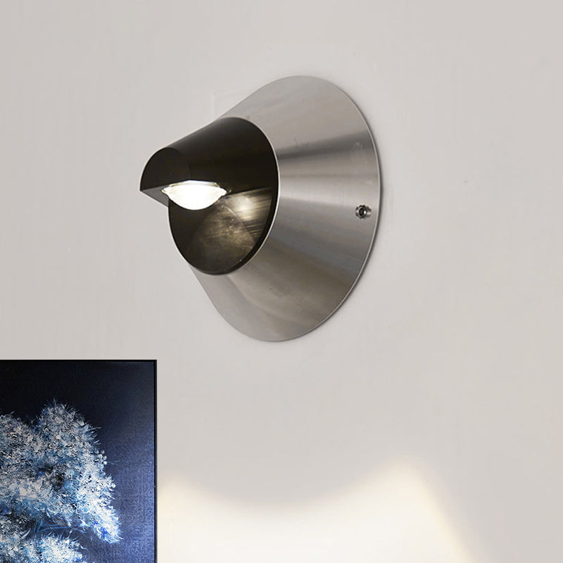 Contemporary Round Wall Lighting Aluminum Warm/White Light 1 Light Corridor Sconce Lighting Fixture in Black Clearhalo 'Cast Iron' 'Glass' 'Industrial' 'Modern wall lights' 'Modern' 'Tiffany' 'Traditional wall lights' 'Wall Lamps & Sconces' 'Wall Lights' Lighting' 767745