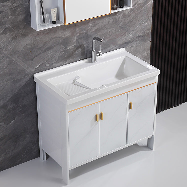 Freestanding White Vanity Rectangular Metal Frame Mirror Single Sink Bath Vanity with Door Clearhalo 'Bathroom Remodel & Bathroom Fixtures' 'Bathroom Vanities' 'bathroom_vanities' 'Home Improvement' 'home_improvement' 'home_improvement_bathroom_vanities' 7678631