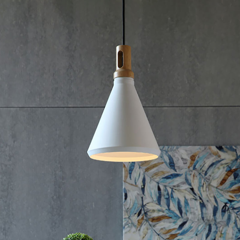 Cone/Drum Shade Aluminum Hanging Ceiling Light Modern Style 1 Light Dining Room Pendant Lighting in Black/White Clearhalo 'Ceiling Lights' 'Modern Pendants' 'Modern' 'Pendant Lights' 'Pendants' Lighting' 768067