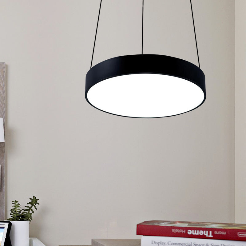 12"/18"/23.5" Wide Metal Drum Pendant Lighting Contemporary Led White/Black Ceiling Lamp in White/Warm Light Clearhalo 'Ceiling Lights' 'Modern Pendants' 'Modern' 'Pendant Lights' 'Pendants' Lighting' 769044