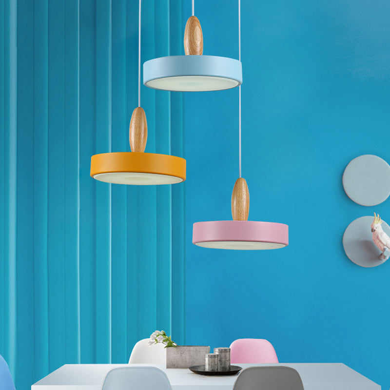 Circle Metal Hanging Pendant Light Contemporary 3 Lights Blue and Pink and Yellow Ceiling Light Clearhalo 'Ceiling Lights' 'Modern Pendants' 'Modern' 'Pendant Lights' 'Pendants' Lighting' 769465