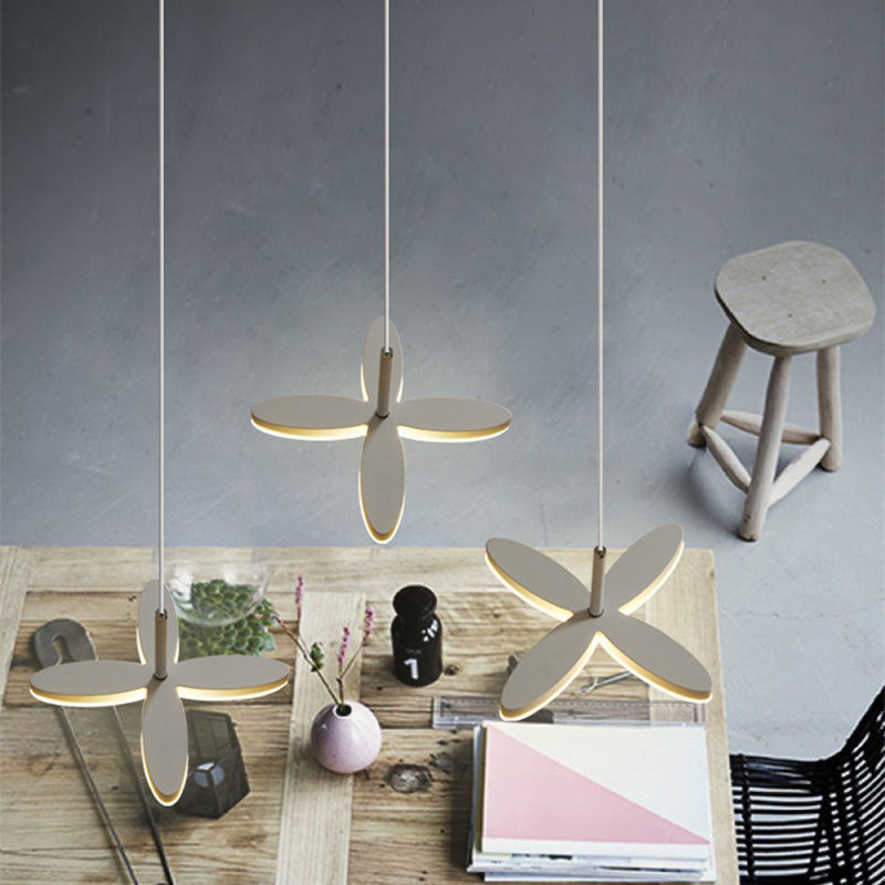 Flower Suspension Lighting Nordic Metal 1/3/5/6 Heads LED White Ceiling Pendant Light in Warm/White Light 3 White Clearhalo 'Ceiling Lights' 'Modern Pendants' 'Modern' 'Pendant Lights' 'Pendants' Lighting' 769509