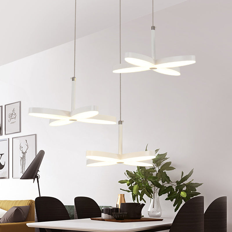 Flower Suspension Lighting Nordic Metal 1/3/5/6 Heads LED White Ceiling Pendant Light in Warm/White Light Clearhalo 'Ceiling Lights' 'Modern Pendants' 'Modern' 'Pendant Lights' 'Pendants' Lighting' 769511