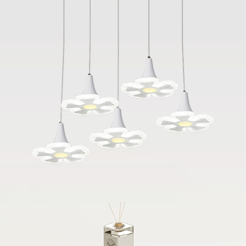 Modern Flower Cluster Pendant Acrylic LED 3/5 Lights Dining Room Ceiling Lighting in Warm/White Light 5 White Clearhalo 'Ceiling Lights' 'Modern Pendants' 'Modern' 'Pendant Lights' 'Pendants' Lighting' 769534