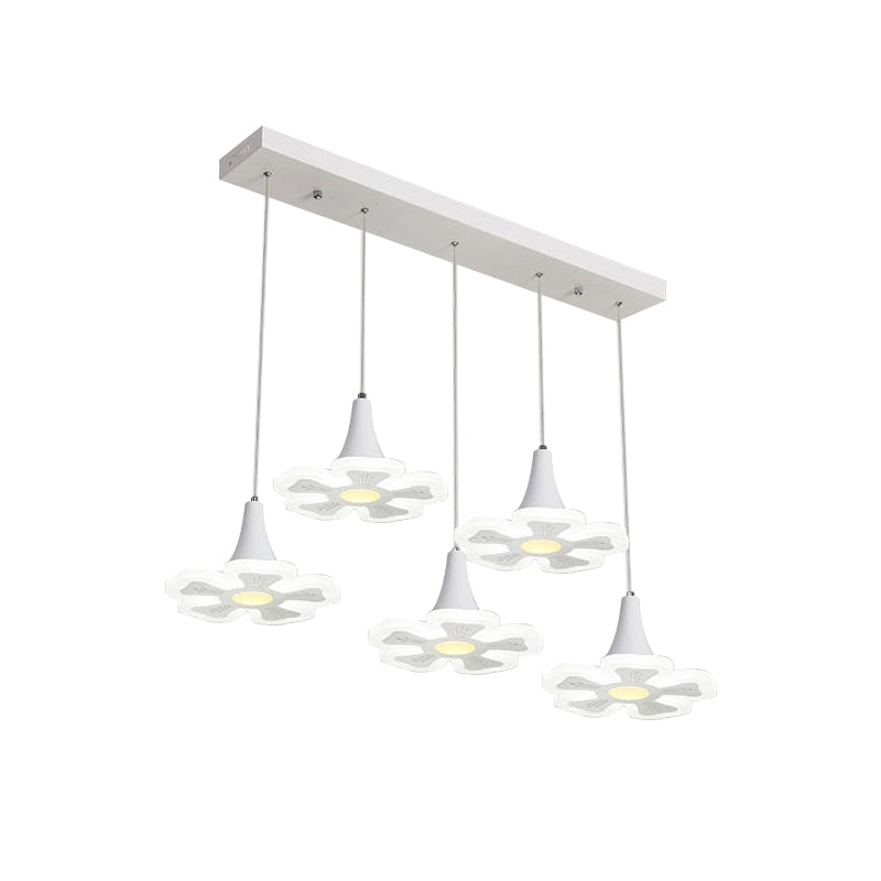 Modern Flower Cluster Pendant Acrylic LED 3/5 Lights Dining Room Ceiling Lighting in Warm/White Light Clearhalo 'Ceiling Lights' 'Modern Pendants' 'Modern' 'Pendant Lights' 'Pendants' Lighting' 769537