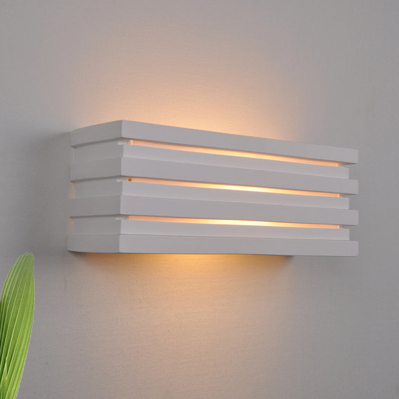 Rectangular Wall Lighting Fixture with Louvered Design Nordic Style Plaster 1 Light Indoor Wall Lamp in White Clearhalo 'Modern wall lights' 'Modern' 'Wall Lamps & Sconces' 'Wall Lights' Lighting' 770077