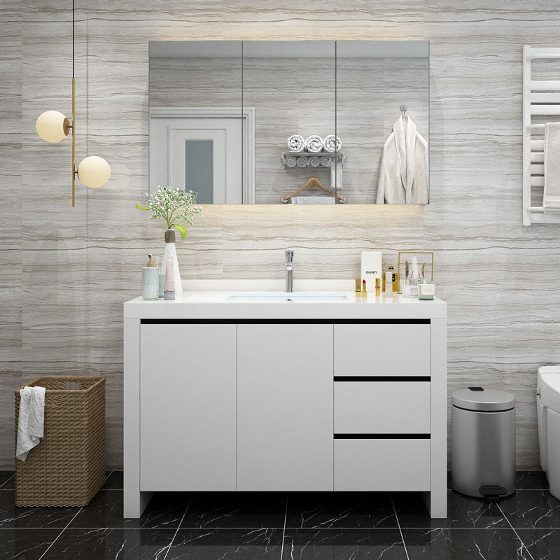 Modern White Wood Sink Vanity Faucet Included with Mirror for Bathroom Clearhalo 'Bathroom Remodel & Bathroom Fixtures' 'Bathroom Vanities' 'bathroom_vanities' 'Home Improvement' 'home_improvement' 'home_improvement_bathroom_vanities' 7712274