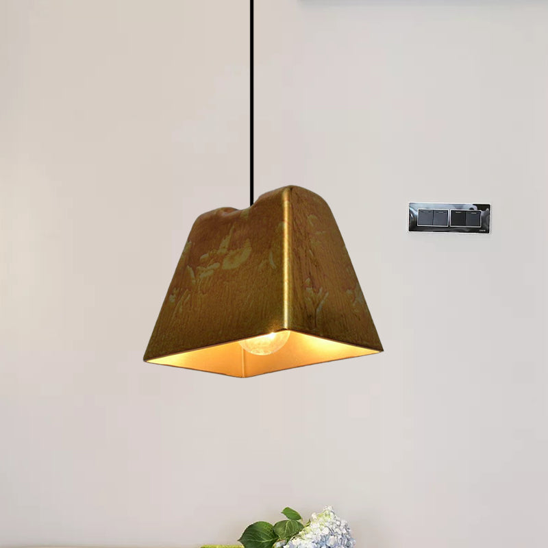 Brass Finish 1 Light Hanging Light with Shade Vintage Style Metallic Pendant Lighting for Restaurant Clearhalo 'Ceiling Lights' 'Modern Pendants' 'Modern' 'Pendant Lights' 'Pendants' Lighting' 773464