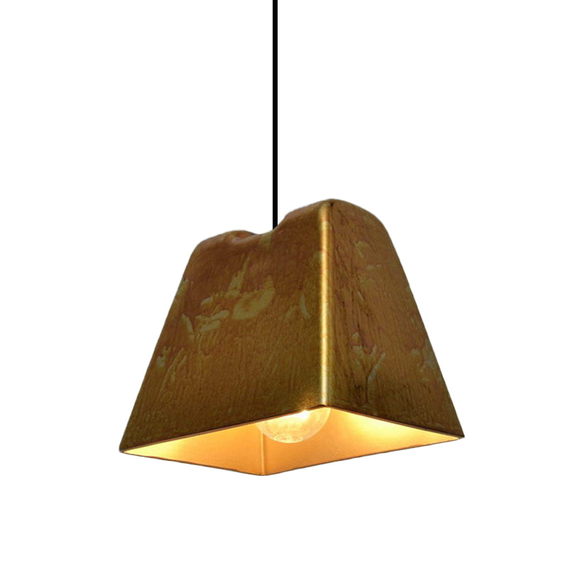 Brass Finish 1 Light Hanging Light with Shade Vintage Style Metallic Pendant Lighting for Restaurant Clearhalo 'Ceiling Lights' 'Modern Pendants' 'Modern' 'Pendant Lights' 'Pendants' Lighting' 773466