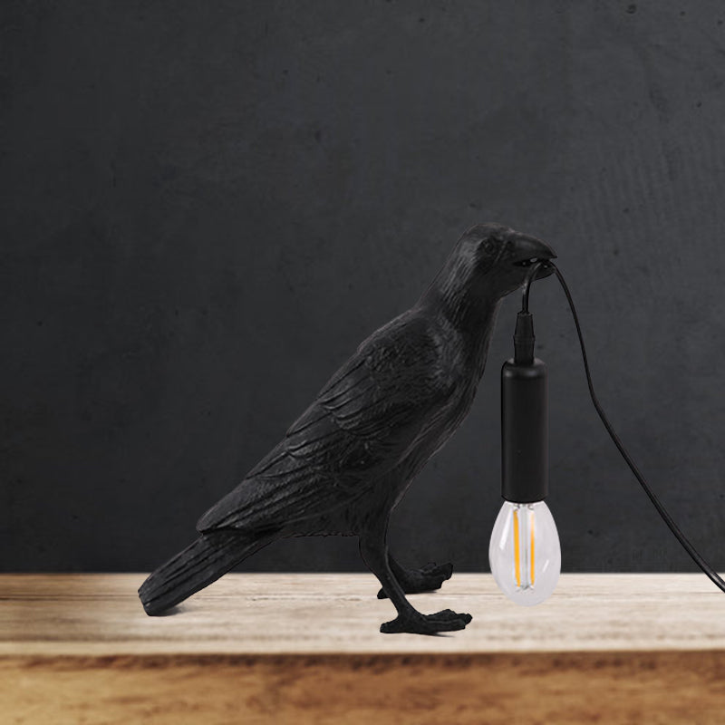 Nordic Style Bird Shaped Desk Light 1 Light Resin Night Table Lamp in White/Black for Bedroom Black A Clearhalo 'Lamps' 'Table Lamps' Lighting' 781944