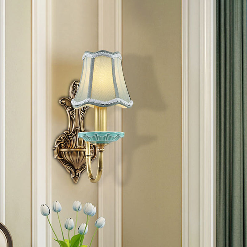 Scalloped Corridor Wall Sconce Rural Style Fabric 1/2-Light Brass Wall Lighting Ideas with Curved Arm 1.0 Brass Clearhalo 'Wall Lamps & Sconces' 'Wall Lights' Lighting' 784307