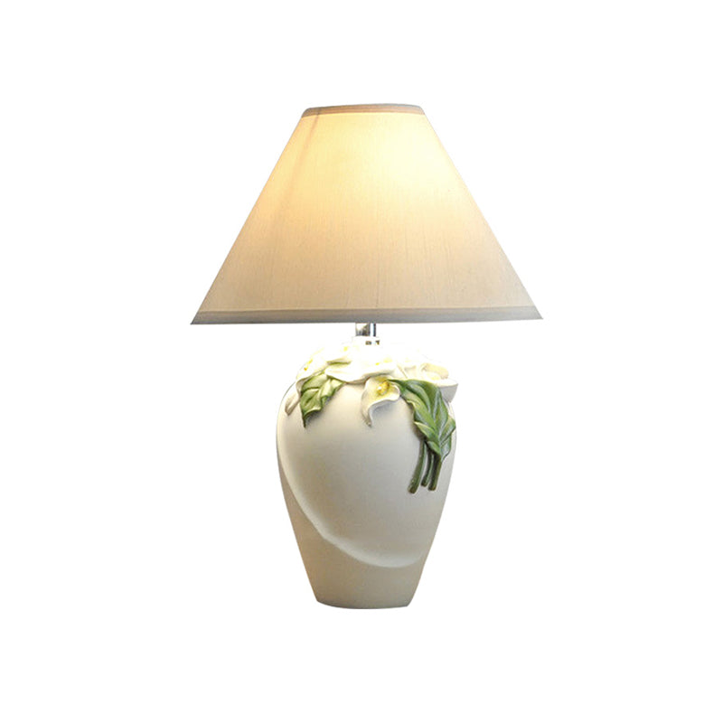 Resin Calla Lily Table Light Country 1-Bulb Bedside Nightstand Lamp in White with Cone Fabric Shade Clearhalo 'Lamps' 'Table Lamps' Lighting' 784487