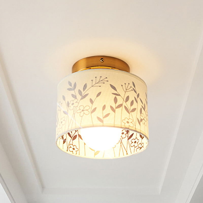 1 Light Drum Shade Semi Flush Mount Light Traditional Brass Finish Fabric Ceiling Lighting with Elk/Leaf Pattern Clearhalo 'Ceiling Lights' 'Close To Ceiling Lights' 'Close to ceiling' 'Semi-flushmount' Lighting' 785448