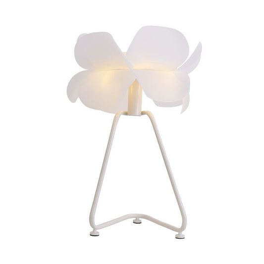White 2-Layer Petal Night Lamp Modernist 1 Bulb Acrylic Table Light with Wire Pedestal Clearhalo 'Lamps' 'Table Lamps' Lighting' 785935