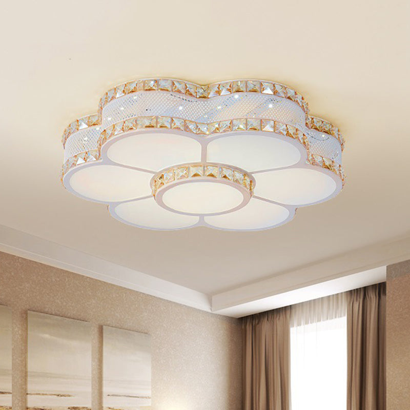 Sunflower Living Room Flushmount Modern Metal Gold LED Ceiling Mount Lamp with Beveled Crystal Trim, 19.5"/23.5" Wide Gold Clearhalo 'Ceiling Lights' 'Close To Ceiling Lights' 'Close to ceiling' 'Flush mount' Lighting' 798615