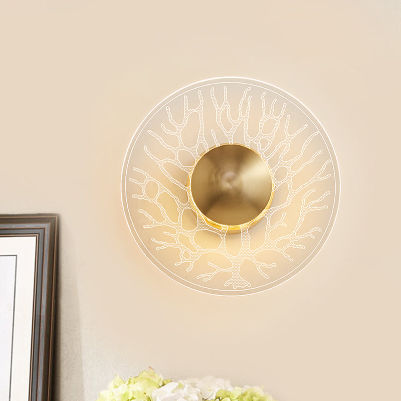 Modernist Context Disk Sconce Lamp Clear Glass Living Room LED Wall Light Fixture in Brass Clear Clearhalo 'Cast Iron' 'Glass' 'Industrial' 'Modern wall lights' 'Modern' 'Tiffany' 'Traditional wall lights' 'Wall Lamps & Sconces' 'Wall Lights' Lighting' 800861