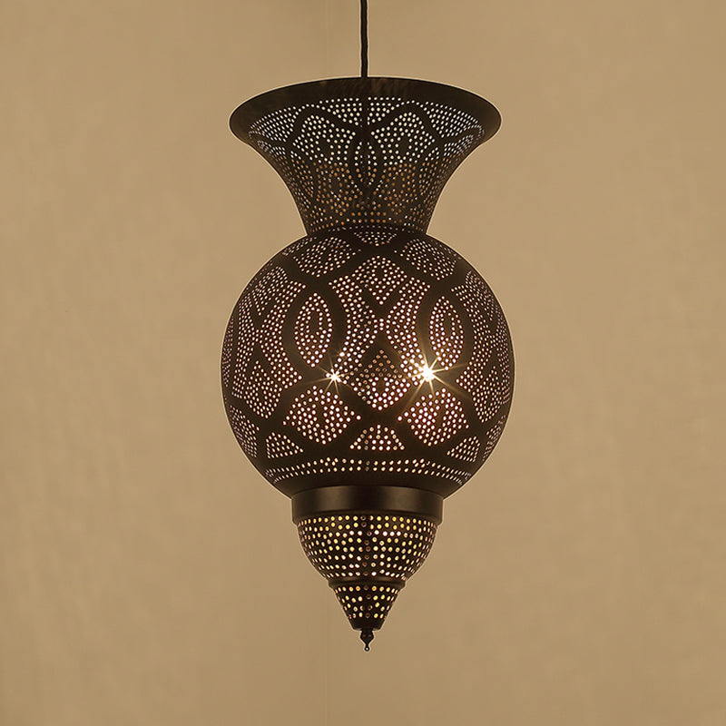 3-Bulb Etched Urn Hanging Chandelier Countryside Black Metal Ceiling Suspension Lamp Clearhalo 'Ceiling Lights' 'Chandeliers' Lighting' options 809412