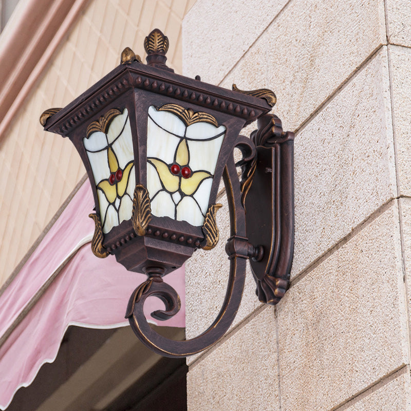 Bronze/Rust Red Scrolled Arm Wall Mounted Light Country Metal 1 Light Courtyard Wall Sconce Lighting with Flower Pattern Rust Red Clearhalo 'Wall Lamps & Sconces' 'Wall Lights' Lighting' 814883