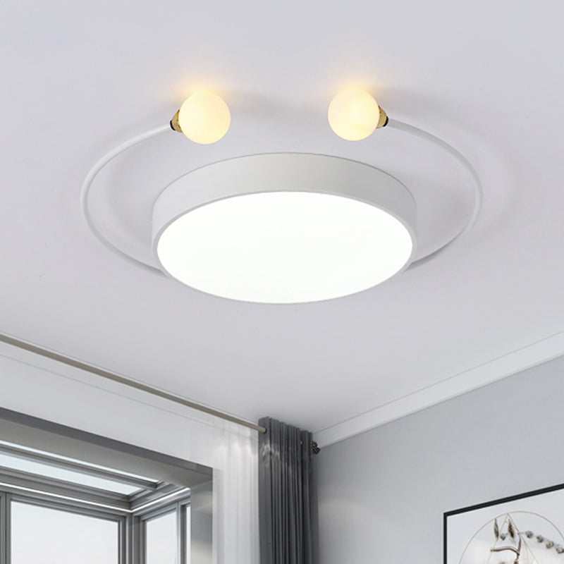 Crab Design Flush Mount Lighting Nordic Creative Iron Bedroom LED Ceiling Fixture in Grey/White/Green White Clearhalo 'Ceiling Lights' 'Close To Ceiling Lights' 'Close to ceiling' 'Flush mount' Lighting' 816585