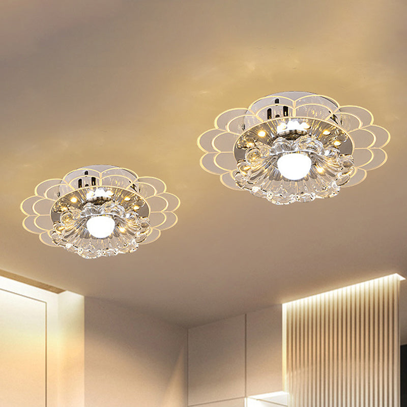 Clear Round/Flower Ceiling Flush Light Modernist Crystal Living Room LED Flush Mount Lighting Fixture Clearhalo 'Ceiling Lights' 'Close To Ceiling Lights' 'Close to ceiling' 'Flush mount' Lighting' 818754