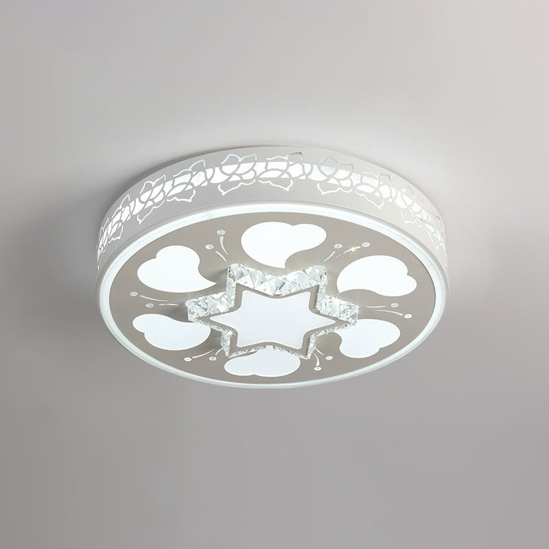 Star/Flower LED Flush Mount Light Modern White Crystal Ceiling Fixture with Hollowed Out Side Design Clearhalo 'Ceiling Lights' 'Close To Ceiling Lights' 'Close to ceiling' 'Flush mount' Lighting' 862800