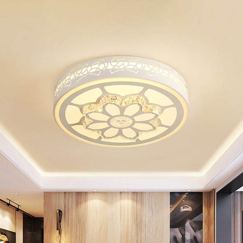 Star/Flower LED Flush Mount Light Modern White Crystal Ceiling Fixture with Hollowed Out Side Design Clearhalo 'Ceiling Lights' 'Close To Ceiling Lights' 'Close to ceiling' 'Flush mount' Lighting' 862803