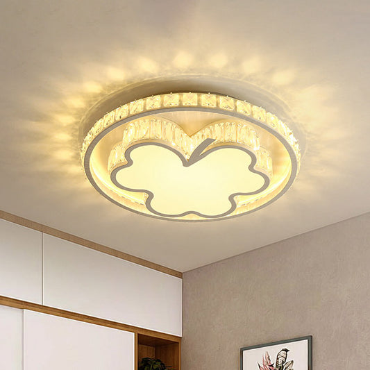 Halo Bedroom Ceiling Flush Simple Beveled Crystal LED White Flush Mount with Clover Design White Clearhalo 'Ceiling Lights' 'Close To Ceiling Lights' 'Close to ceiling' 'Flush mount' Lighting' 886074