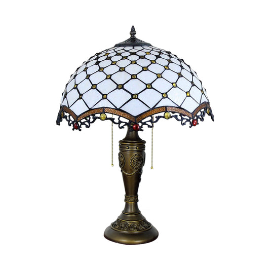 White Glass Fishscale Table Light Baroque Style 2 Lights Bronze Night Lamp with Pull Chain for Sitting Room Clearhalo 'Lamps' 'Table Lamps' Lighting' 889717