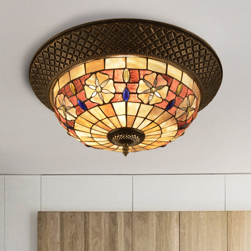 Bronze Cap Shape Flush Light Tiffany LED Shell Flush Mount Ceiling Fixture with Trellis Pattern Clearhalo 'Ceiling Lights' 'Close To Ceiling Lights' 'Close to ceiling' 'Flush mount' Lighting' 916409