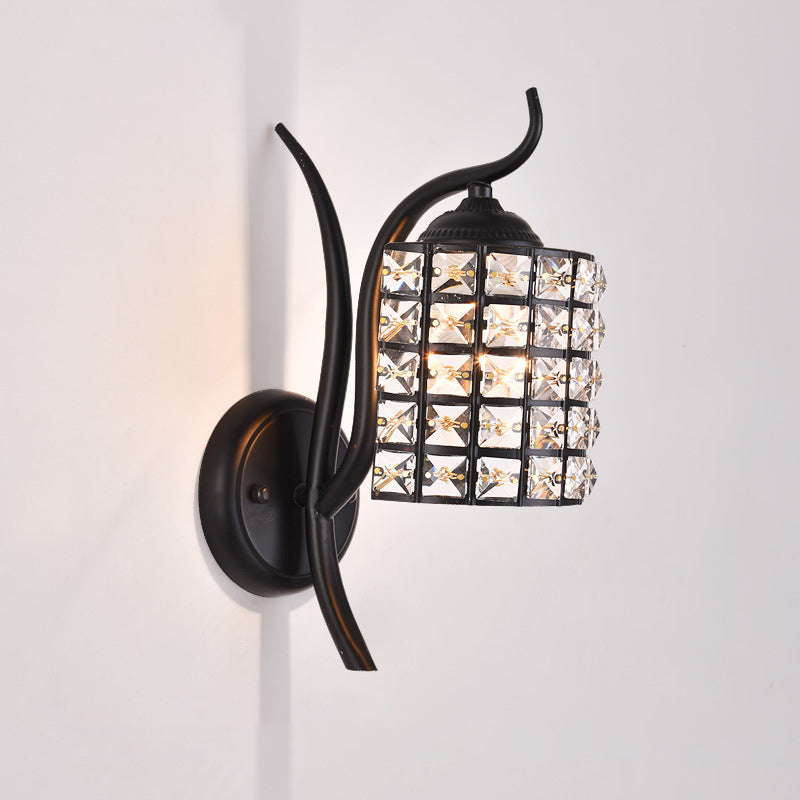 Inserted Crystal Square/Rhombus Sconce Minimalist 1-Light Shade Wall Lighting Fixture in Black Clearhalo 'Cast Iron' 'Glass' 'Industrial' 'Modern wall lights' 'Modern' 'Tiffany' 'Traditional wall lights' 'Wall Lamps & Sconces' 'Wall Lights' Lighting' 917524